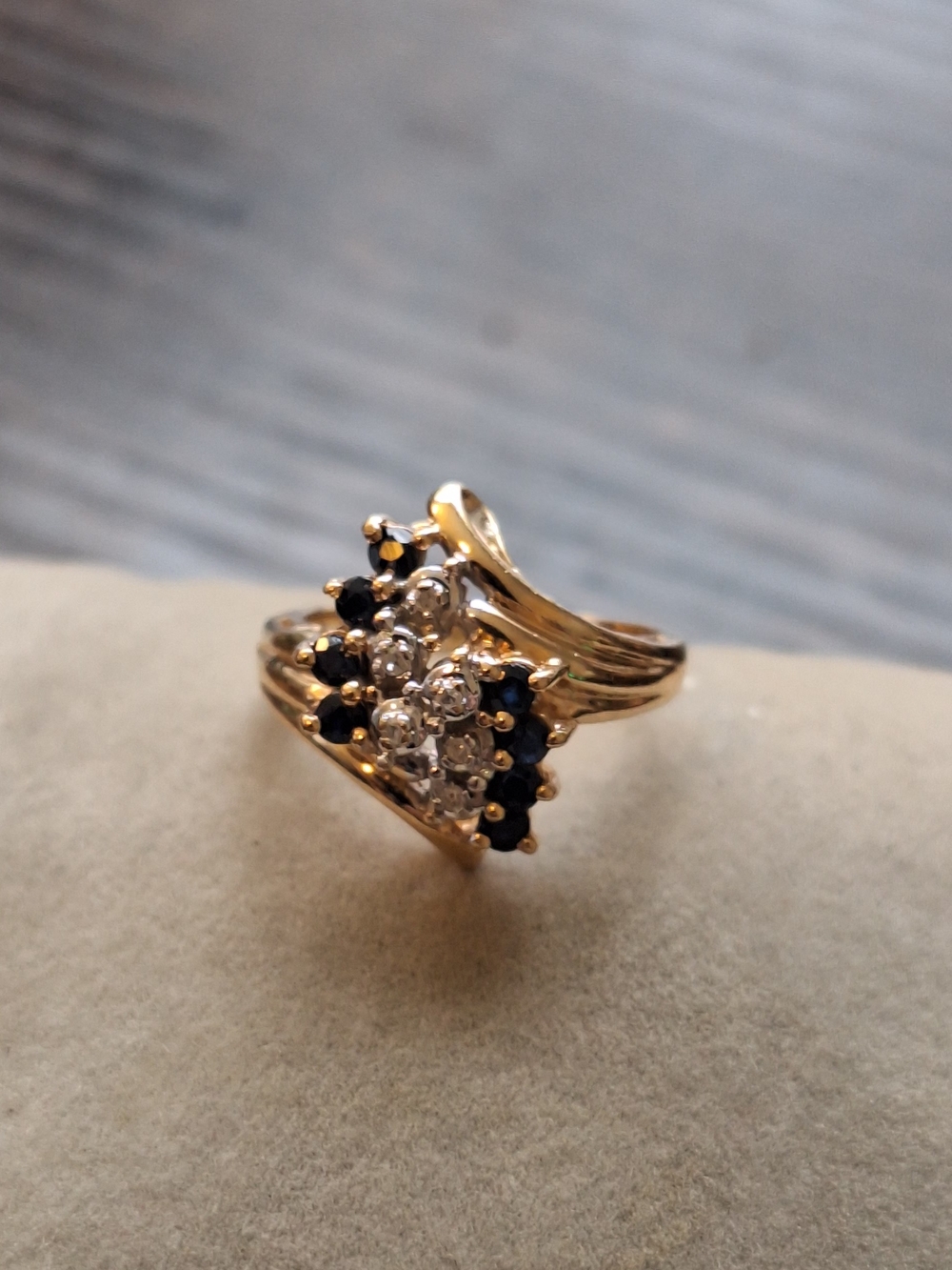 14K Yellow Gold Estate Sapphire & Diamond Cocktail Ring 3.78 Grams